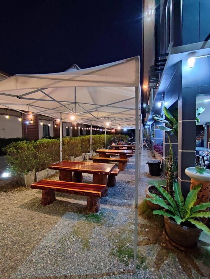 บ้านแก่งรีสอร์ท เชียงคาน Exteriör bild